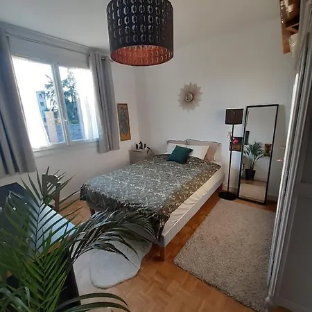 Apartment Grand Nantes 10 Min Du Chateau